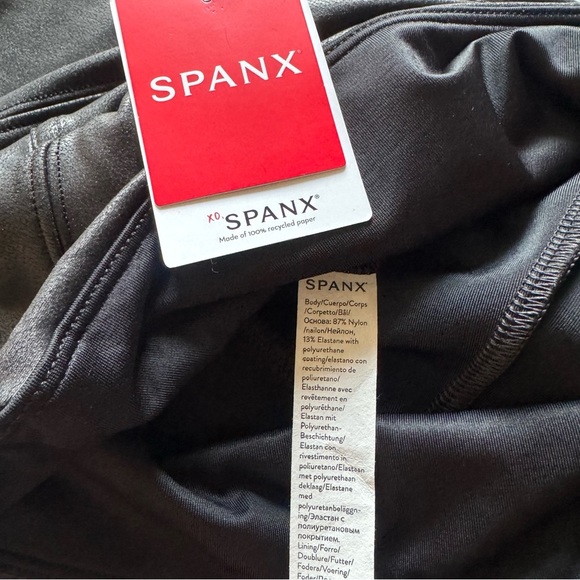 SPANX Faux Leather Leggings - Picture 7 of 7